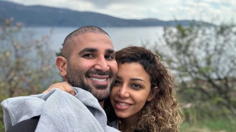 بالفيديو.. أحمد سعد يُرزق بطفلته الأولى مريم