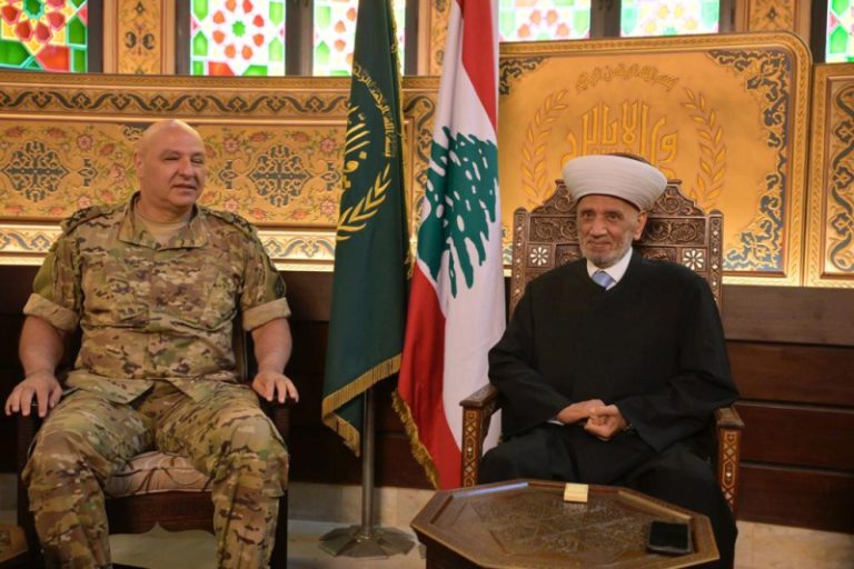 بالصور.. قائد الجيش ومدير قوى الأمن في دار الفتوى