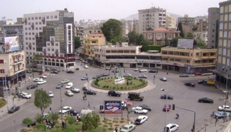 دخان أسود في سماء طرابلس (فيديو)