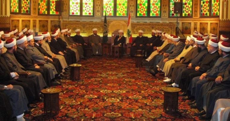 “تصفية حسابات” في دار الفتوى