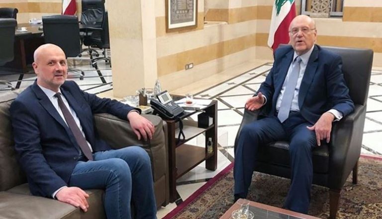 فتح باب التطويع بالمدرسة الحربية.. ماذا عن داتا النازحين؟