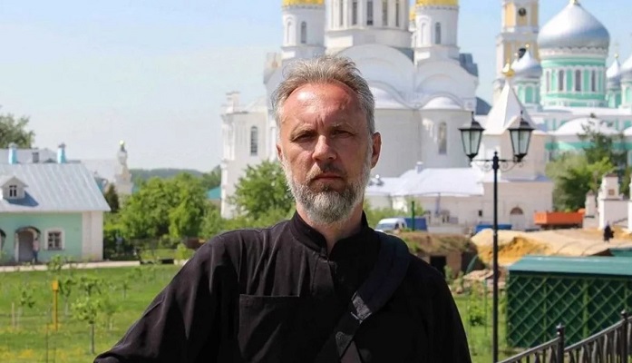 محكمة روسيّة تقضي بسجن كاهن لانتقاده الحرب على أوكرانيا