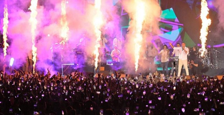 جمهورية عمرو دياب!