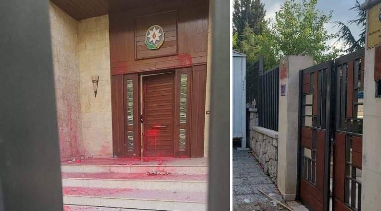 بالفيديو.. تعرض سفارة أذربيجان للإعتداء في لبنان