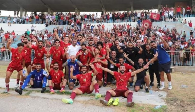 علامة كاملة للنجمة الفائز على البرج