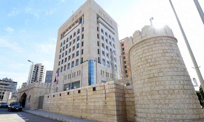 دولة خليجية جديدة تحذر رعاياها في لبنان