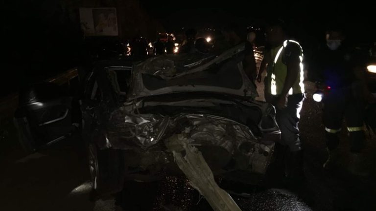 بالفيديو.. مقتل شابين بحادث سير في طرابلس