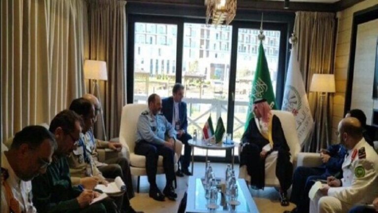 استئناف عمل الملحقين العسكريين بين السعودية وإيران