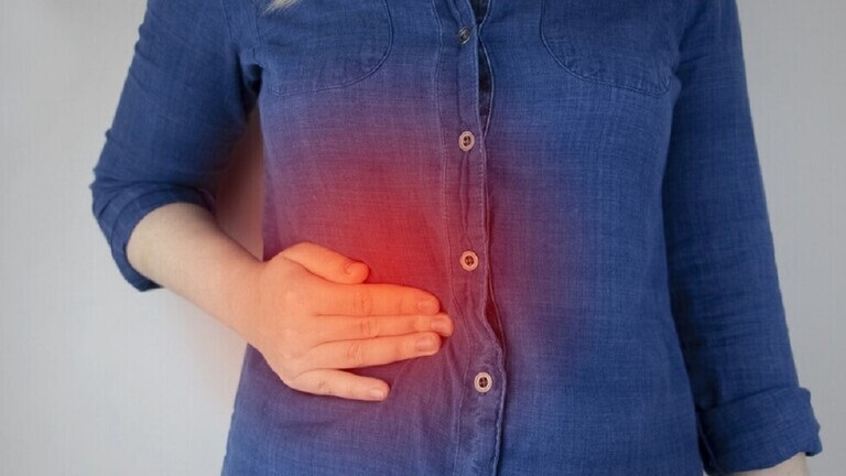 ما هي أولى أعراض أمراض الكبد؟