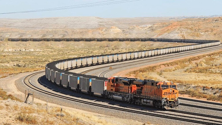 قطار شحن روسي متجه إلى السعودية مرورًا بالأراضي الإيرانية!