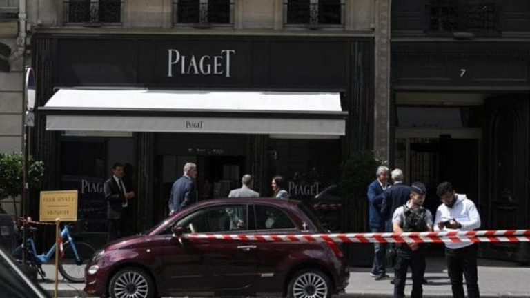 سطو مسلّح على متجر للمجوهرات في باريس