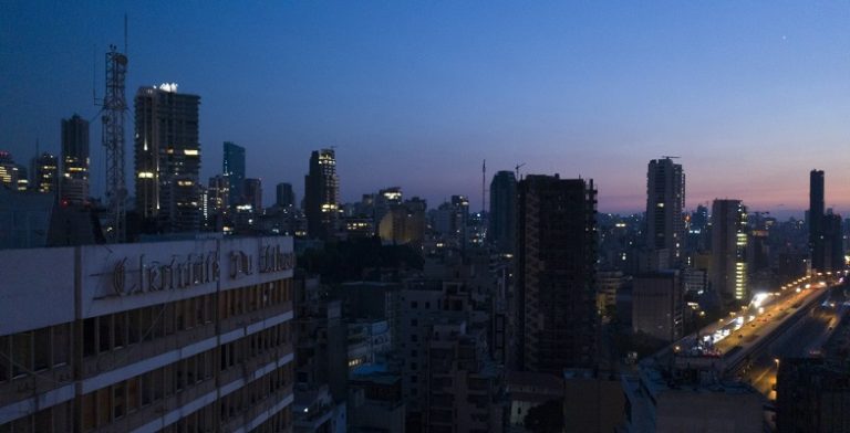 لبنان إلى العتمة بعد الخامسة عصراً؟!