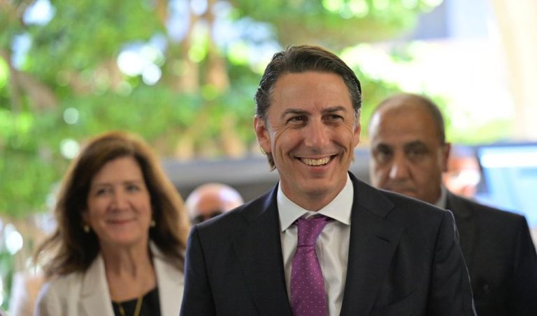 أفكار هوكشتاين لـ”اليوم التالي لبنانياً”: معالجة الحدود البرية وتفعيل التسوية الرئاسية