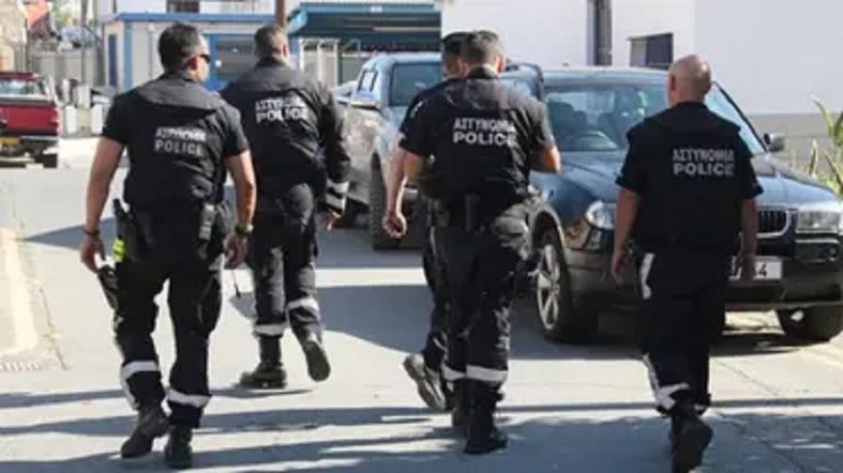 اعتقال خمسة “مهرّبي بشر” في قبرص