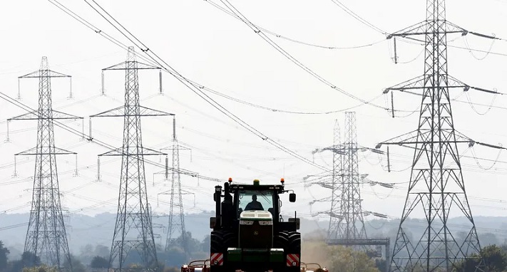 “الطاقة”: لا نية لتأمين استدامة الكهرباء والعرقلة واضحة