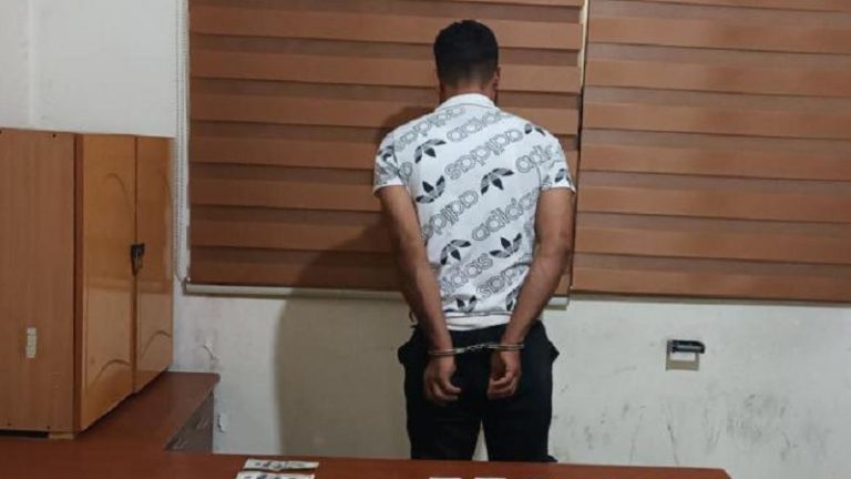 الشرطة القضائية توقف مروج عملة مزيفة