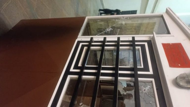 مقتل 4 أشخاص بهجوم على مرقد في إيران