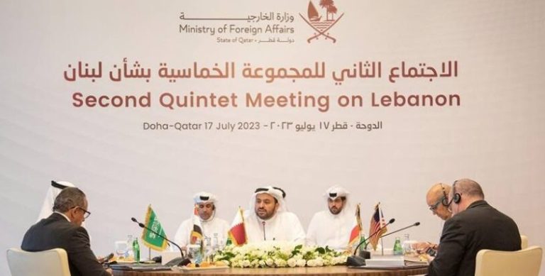 أبعد من “شحطة قلم”.. لودريان “يشطح” في مدرسة “محو الأميّة”!