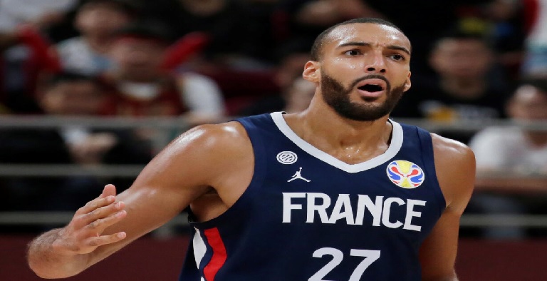 اللاعبين الثلاثة الاعلى اجراً في مونديال السلة