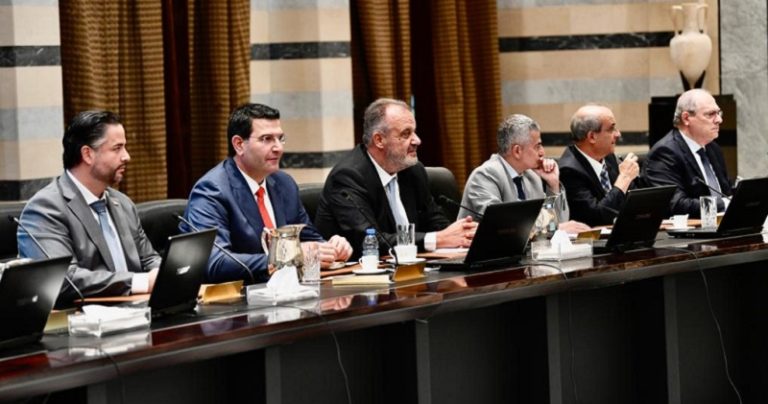 مجلس الوزراء