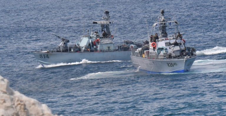 استنفار القوات البحرية اللبنانية مقابل الزوارق “الإسرائيلية”