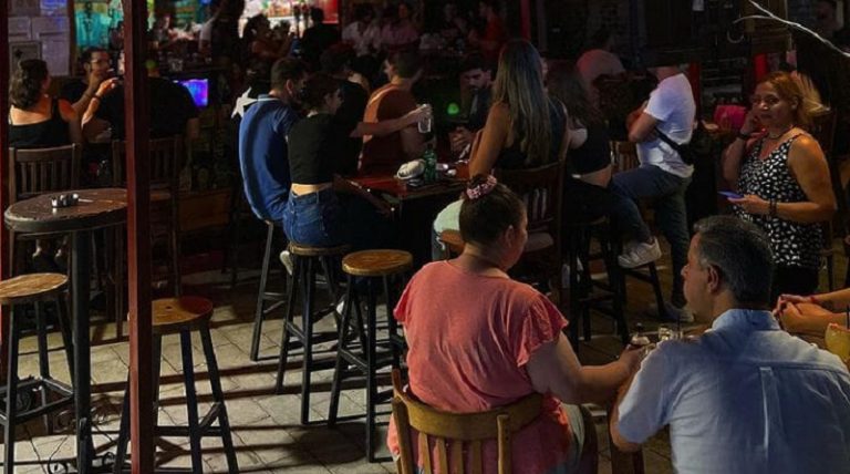 بالصور.. إقفال ملهى ليلي في جونية بعد إساءته لـ”المسيح”