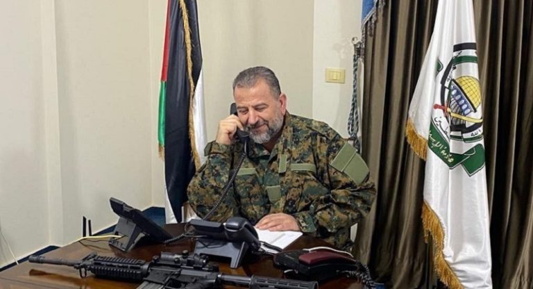 “حماس”: الحركة التي تقدم قادتها شهداء لن تهزم أبدا