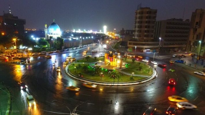 بالفيديو.. بث فيلم إباحي على شاشة إعلانات وسط بغداد