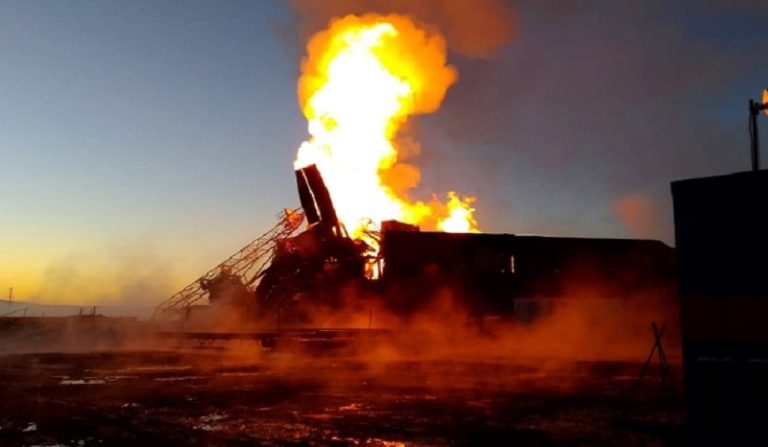 ضحيتان بانفجار حقل نفط في سيبيريا