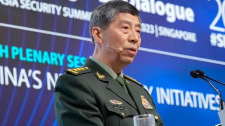 وزير الدفاع الصيني يصل إلى بيلاروسيا