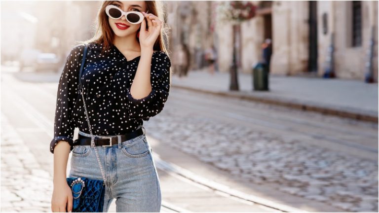 جينز الخصر العالي.. يعود مجدداً!