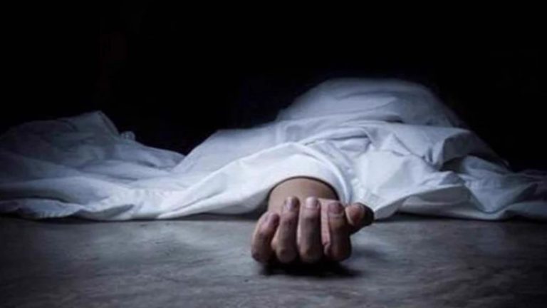 بالصورة.. جثة على شاطئ الرملة البيضاء