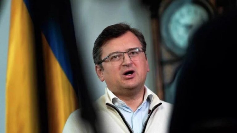 وزير خارجية أوكرانيا: كييف مستعدة لتقديم تنازلات لموسكو!