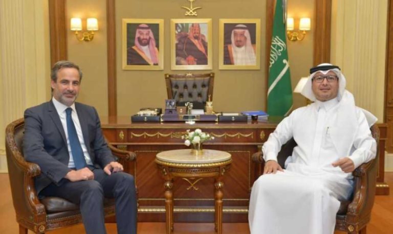 معوض يلتقي البخاري: الحل يكمن بإنتخاب رئيس