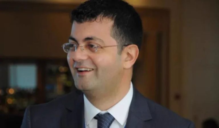 نقيب الصيادلة: توقيف مهرب دواء خطوة في الإتجاه الصحيح