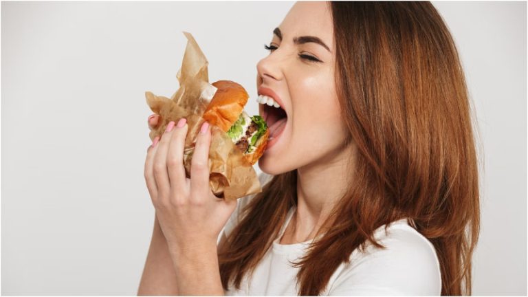 ما الذي يدفعنا إلى تناول الطعام بسرعة؟