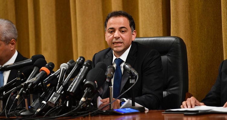 بعد تسلمه منصبه اليوم …منصوري: موقف إيجابي للتيار؟