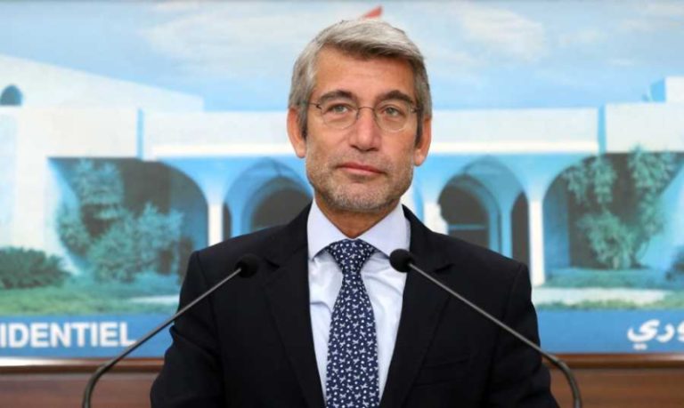 فياض: مناقصة استيراد الفيول تستند لقرار من الحكومة