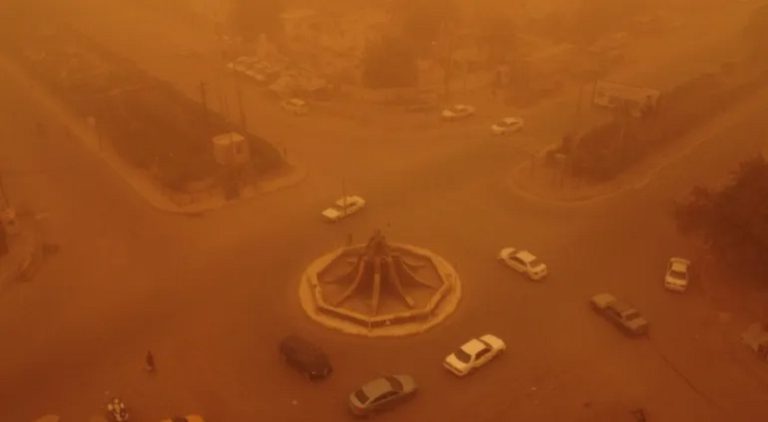 الأمم المتحدة وإيران تدعوان لمناقشة طرق مواجهة العواصف الرملية