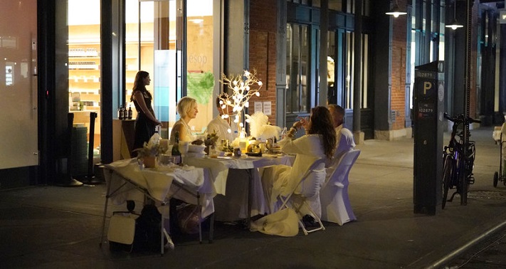 أفضل وقت لتناول العشاء؟