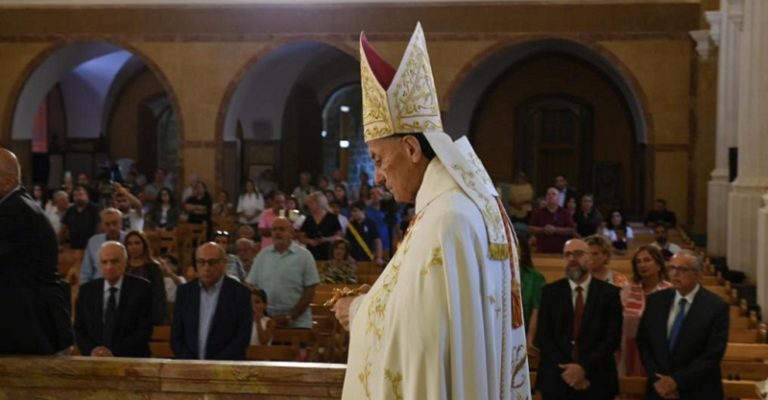 الراعي: القوّة ليست بالسلاح! (صور)