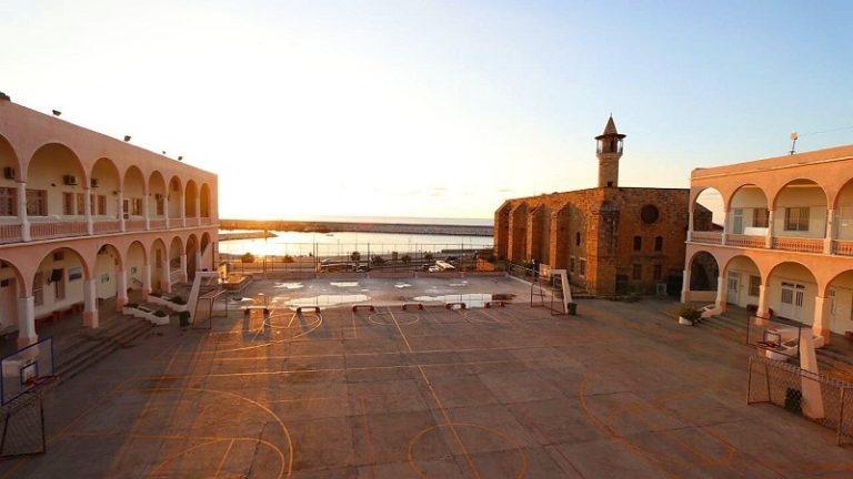 المقاصد في صيدا تقفل أبوابها يوم غد