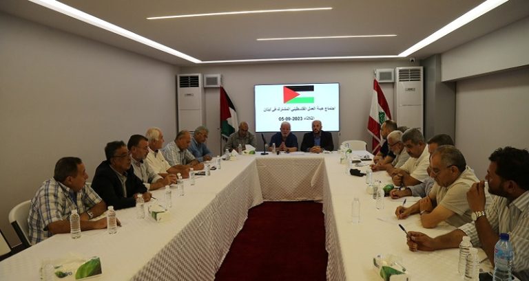 الاشتباكات تتوسع في عين الحلوة.. وجهود فلسطينية لإعلان الهدنة