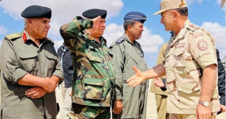 الجيش المصري في ليبيا لتنسيق الإغاثة الإنسانية