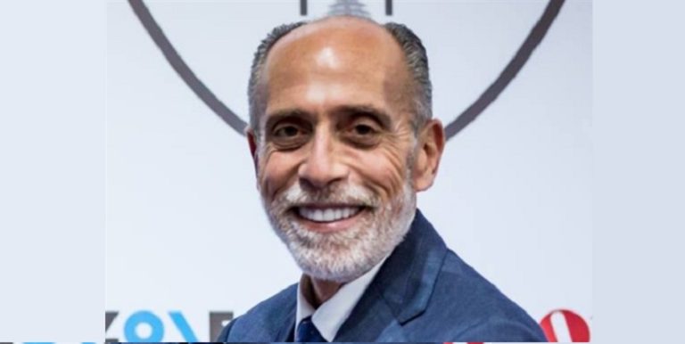 من هو «رجا أبو عسلي» ظل الحاكم؟