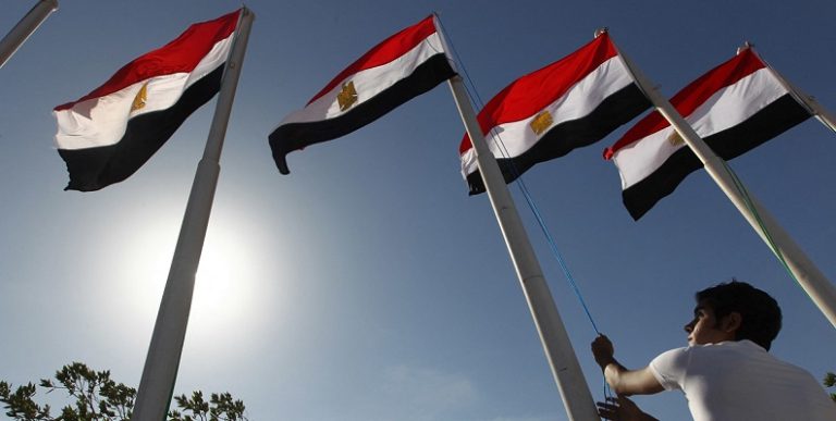 وفاة رجل أعمال مصري ارتبط إسمه بالأميرة ديانا