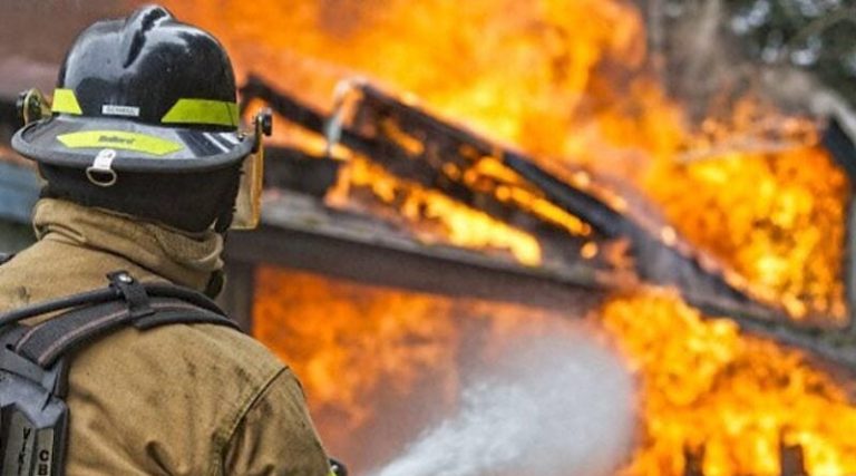 بالفيديو..حريق في الأوزاعي!