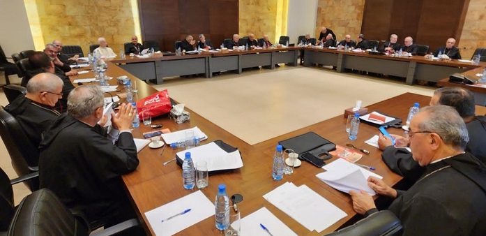 “المطارنة الموارنة”: نخشى من تفلّت السلاح