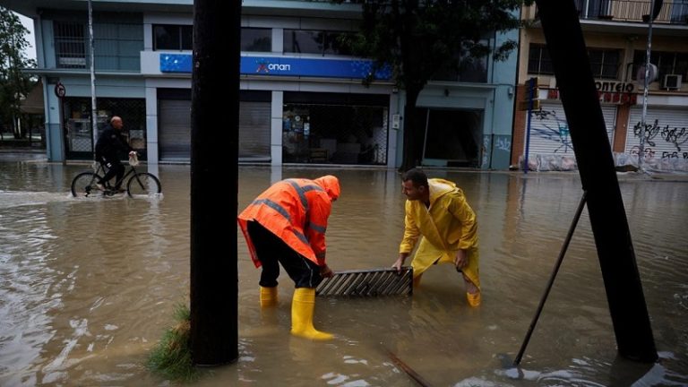 للمرة الثانية.. فيضانات في اليونان
