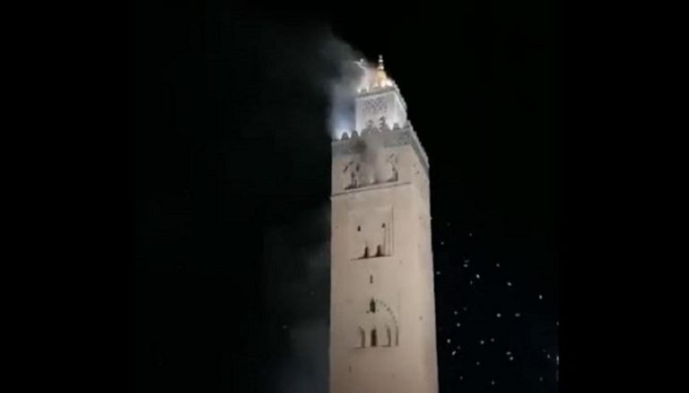 بالفيديو.. مشاهد مرعبة لاهتزاز صومعة جامع “الكتبية” في المغرب